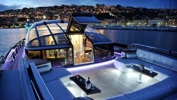 Wow, Perahu Lapis Emas Ini Harganya Rp 64 Triliun