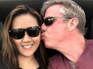 Pria 55 Tahun Ini Bikin Wanita Jatuh Cinta Padanya Gara-gara Keriput Pria 55 Tahun Ini Bikin Wanita Jatuh Cinta Padanya Gara-gara Keriput