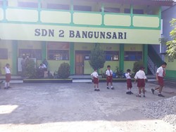 Tahun Ajaran Baru, 8 SD Ditutup dan 9 SD di Ponorogo Digabung