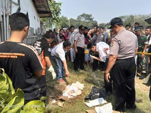 Bayi Ditemukan Terkubur di Pinggir Lapangan Kalideres