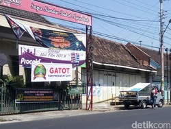 Para Politisi Hingga Mantan Jenderal Mulai Tebar Spanduk di Solo