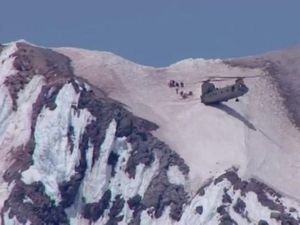 Helikopter Chinook Mendarat Separuh Badan di Amerika Serikat