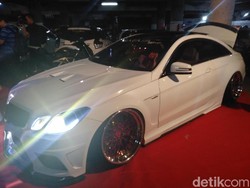 Mercedes-Benz E 250 Keren dari Malang