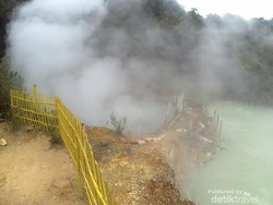 Mengunjungi Wisata Kawah Air Mendidih Dataran Tinggi Garut