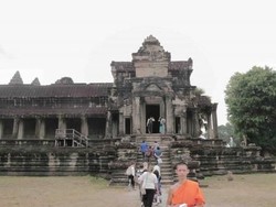 Menerapkan Traveling Ala Youtuber di ASEAN