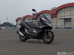 Ini Cara Merawat Baterai di PCX Hybrid