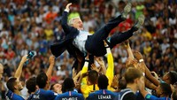 Kali ini Deschamps menjuarai Piala Dunia dengan status pelatih Prancis, yang di final Rusia 2018 mengalahkan Kroasia. (Foto: Kai Pfaffenbach/Reuters)