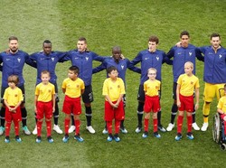 Prancis menurunkan pemain seperti Lloris, Pavard, Varane, Umtiti, Lucas, Mbappe-Lottin, Pogba, Kante, Matuidi, Griezmann, dan Giroud. Reuters/Christian Hartmann.