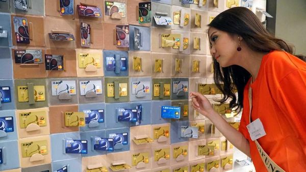 Miss Grand Indonesia 2018 Belajar Dunia Perbankan