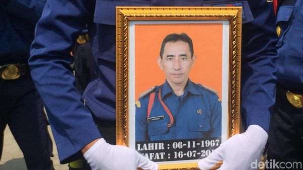 Foto: Haeruddin, Petugas Damkar Jakut yang Mati Syahid dalam Tugas