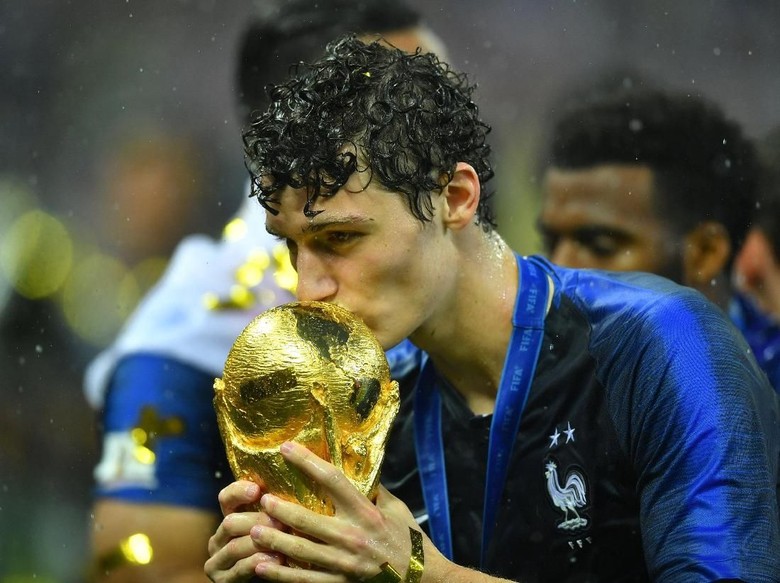 Dongeng Sempurna Benjamin Pavard, Si Thuram Baru Les Bleus