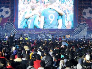 Awas! Nobar Piala Dunia-Liga Inggris Tanpa Izin Bakal Kena Sanksi