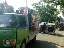 Ingin Dilibatkan di Asian Games, Tukang Becak Palembang Demo