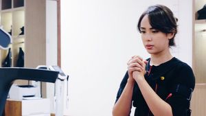 Cantik dan Bugar, Pamela Bowie Punya Gaya Hidup Sehat