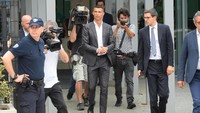 Selain rumor-rumor, Juve pada dasarnya sudah melakukan sejumlah perubahan di musim panas dengan merekrut Emre Can, Mattia Perin, dan Joao Cancelo, seraya melepas Gigi Buffon, Stephan Lichtsteiner, dan Kwadwo Asamoah. Perubahan tampak masih akan dilakukan untuk melengkapi datangnya sang megabintang Ronaldo (Foto: Massimo Pinca/Reuters)