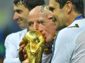 Pemain Prancis Tak Jadi Kandidat Pemain Terbaik Dunia, Deschamps Kecewa Berat Pemain Prancis Tak Jadi Kandidat Pemain Terbaik Dunia, Deschamps Kecewa Berat