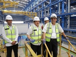 Luhut Sebut Ada Peluang RI dalam Perang Dagang China-AS