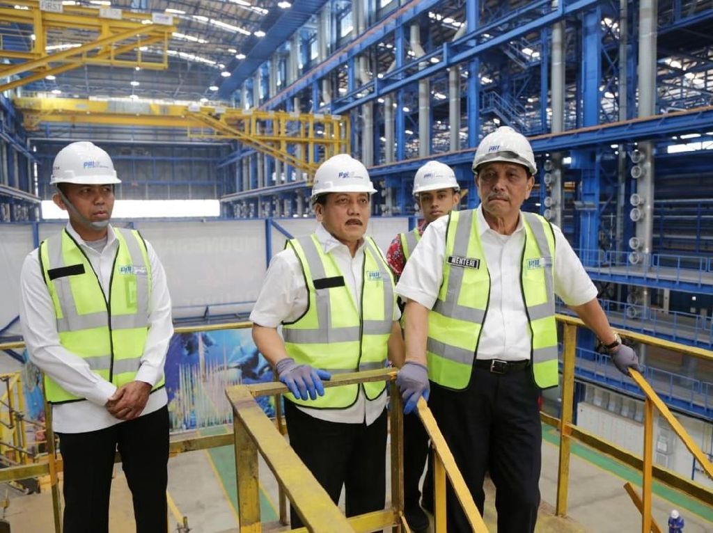 Luhut Sebut Ada Peluang RI dalam Perang Dagang China-AS Luhut Sebut Ada Peluang RI dalam Perang Dagang China-AS