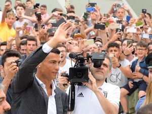Harga 100 Juta Euro untuk Ronaldo Dianggap Murah