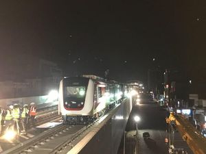 Kereta LRT Jakarta Kantongi Izin Layak Operasi