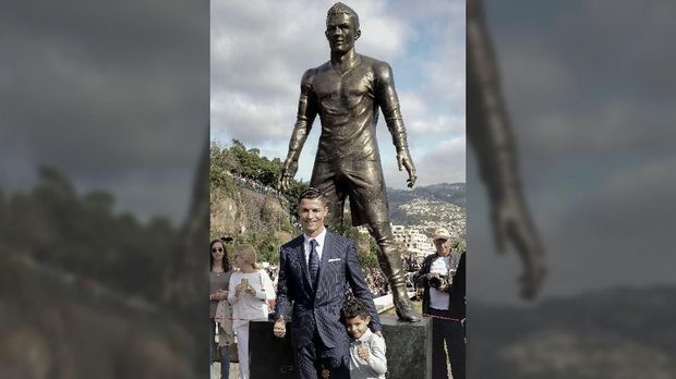 Cristiano Ronaldo masih memiliki nilai jual tinggi meski tidak lagi muda.