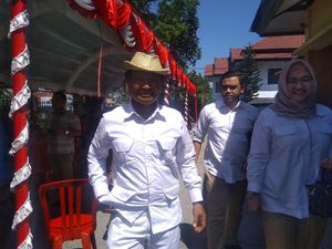 Bos Kalijodo Daeng Aziz Gagal Raih Kursi DPRD Sulsel Bos Kalijodo Daeng Aziz Gagal Raih Kursi DPRD Sulsel