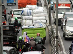 Pengusaha Minta Presiden Terpilih Tuntaskan Masalah Truk Obesitas