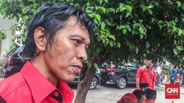 Adu Slogan Jokowi-Prabowo di Mata Rocky dan Adian Napitupulu