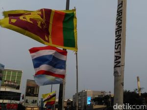 Viral Bendera Negara Asian Games Diikat Bambu, Ini Kata Kecamatan