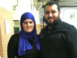 Hijabers Tuna Netra Ini Rilis Terjemahan Alquran Berbentuk Braille