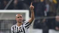 Selama Simone Zaza membela Juventus sepanjang 2015/2016, sebelum kemudian dipinjamkan pada musim-musim berikutya, ia tampil dengan jersey nomor 7. (Foto: Valerio Pennicino/Getty Images)