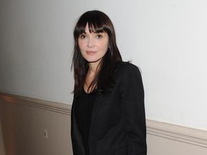 Model & Sosialita Cantik Asal Inggris Meninggal Secara Misterius