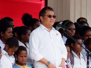 Menkominfo Optimis Palapa Ring Timur Rampung Akhir 2018 Menkominfo Optimis Palapa Ring Timur Rampung Akhir 2018