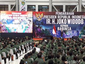 Saat Jokowi Cek Kenaikan Tunjangan 771% ke Babinsa