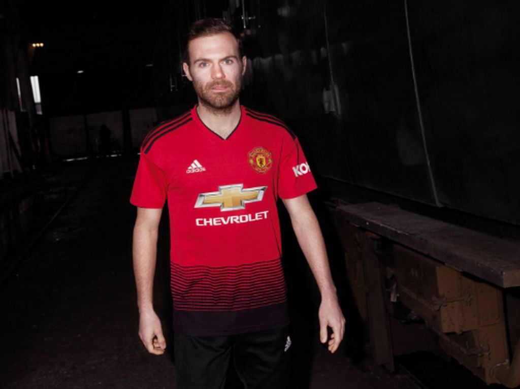 Ini Dia Jersey Baru Manchester United di Musim 2018/2019 Ini Dia Jersey Baru Manchester United di Musim 2018/2019