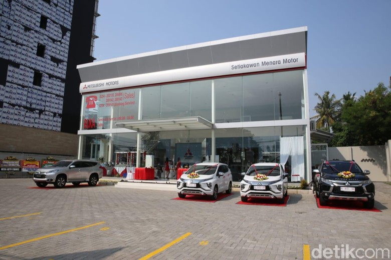 Diler kendaraan beroda empat Mitsubishi. Foto: Mitsubishi