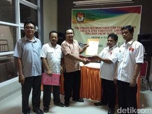 PSI dan Garuda Daftarkan 2 Caleg di KPU Kabupaten Semarang PSI dan Garuda Daftarkan 2 Caleg di KPU Kabupaten Semarang