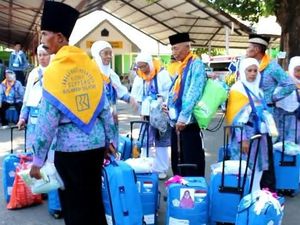 Nabung Sejak SD, Buruh Tani Ini Akhirnya Haji di Usia 53 Tahun
