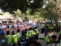 2 Ribu Surat Suara Hilang, Massa akan Laporkan KPU Cirebon ke Polisi