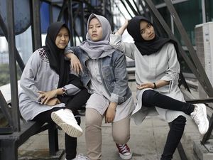 Voice of Baceprot Band Indonesia Pertama yang Bakal Manggung di Glastonbury Voice of Baceprot Band Indonesia Pertama yang Bakal Manggung di Glastonbury