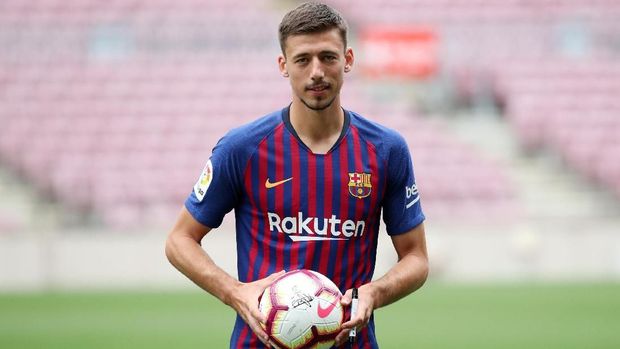 Clement Lenglet dibeli Barcelona dari Sevilla.