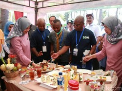 Wah, Ada Nasi Goreng dari Pisang di Lomba ala PKK Banyuwangi