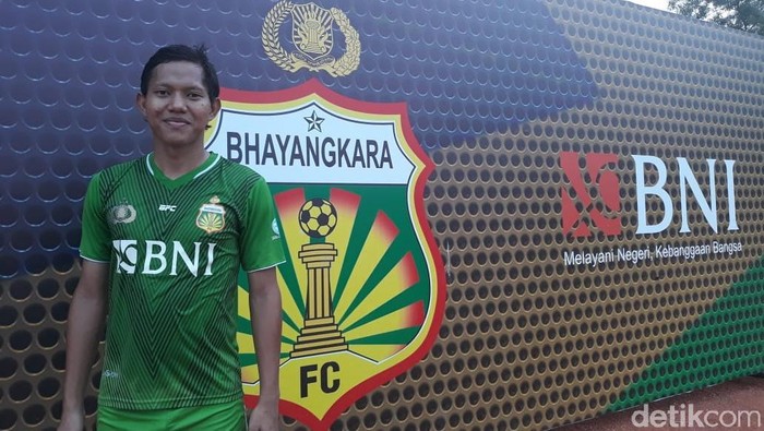 Adam Alis di Bhayangkara FC