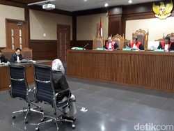 Eks Pejabat Pemkot Didakwa Jadi Perantara Rp 6,7 M ke Walkot Kendari