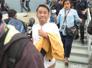 Ruben Onsu Kuliah demi Jalankan Amanat Jupe Ruben Onsu Kuliah demi Jalankan Amanat Jupe