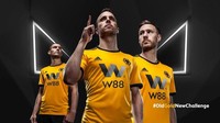 Seragam Wolverhampton tak neko-neko secara desain, tapi terlihat wah karena warna yang digunakan menarik yakni kuning keemasan. (Foto: footyheadlines)