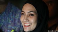 12 Jam Diperiksa, Steffy Burase Tinggalkan KPK