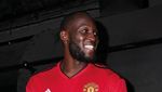 Mengenang Sejarah 140 Tahun dalam Jersey Terbaru MU