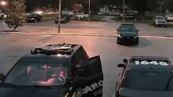 Detik-detik Polisi di Florida Selamat dari Sambaran Petir