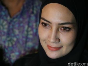 Steffy Burase Absen Jadi Saksi Kasus Suap Gubernur Aceh Steffy Burase Absen Jadi Saksi Kasus Suap Gubernur Aceh